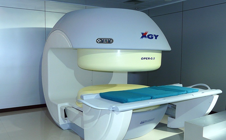 核磁共振成像系统（MRI）